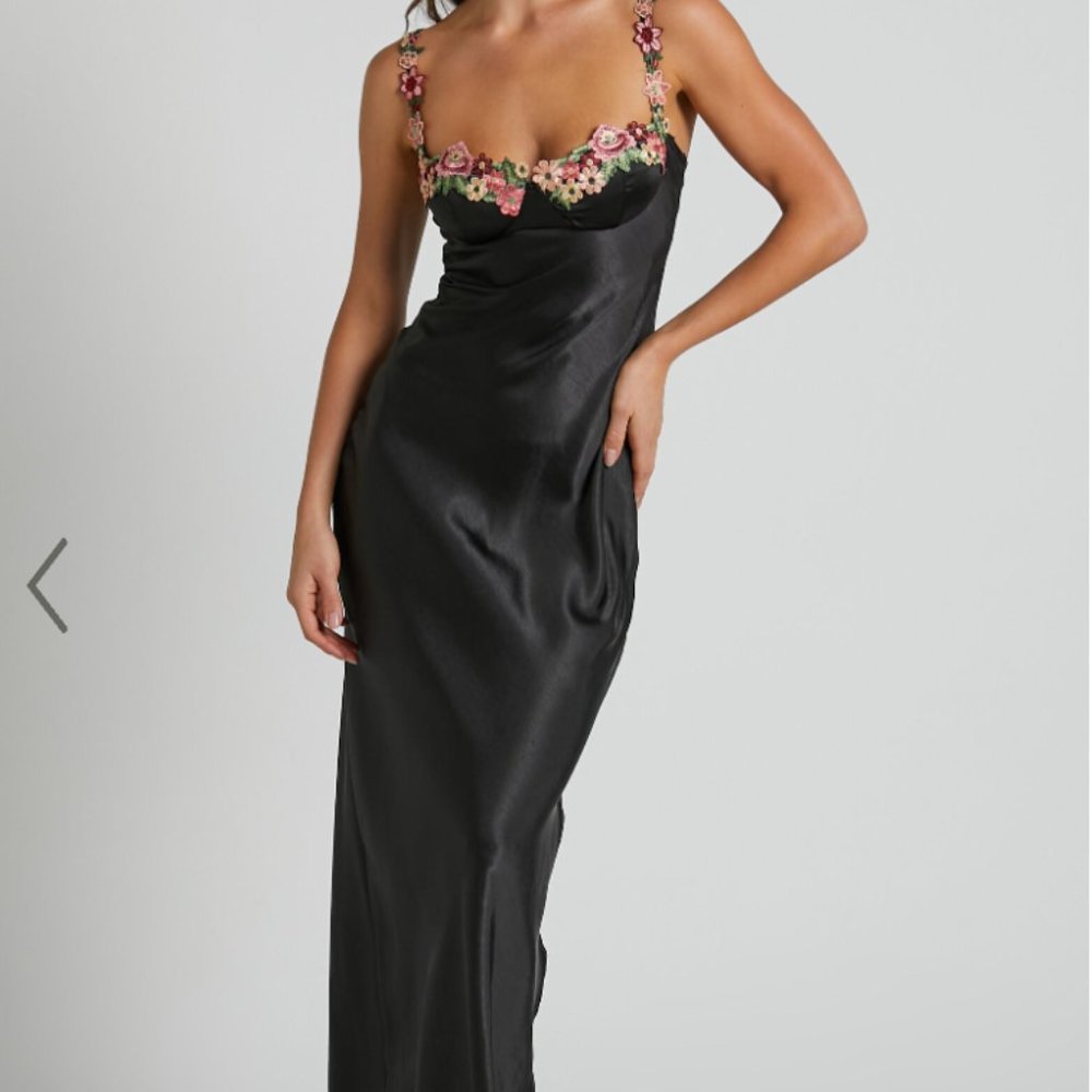 FLORAL DETAIL SATIN MAXI DRESS in BLACK